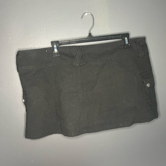 Delia’s x Dollskill Cargo Skort NWT - - Picture 3 of 4